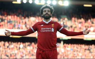 U体育动态-佩里西奇训练中秀外脚背传球